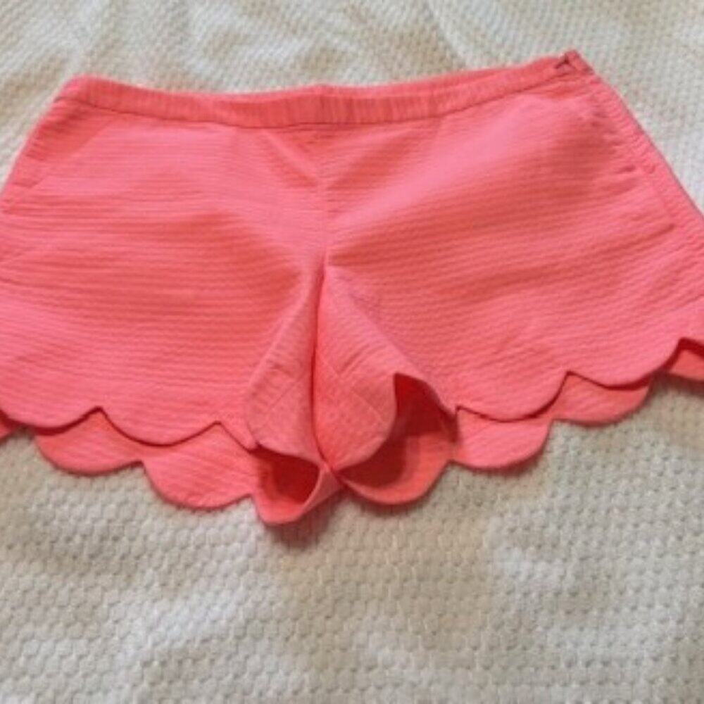 Lilly Pulitzer Magnolia Scallop Shorts Bright Coral Sz 8 NWOT Resort Preppy